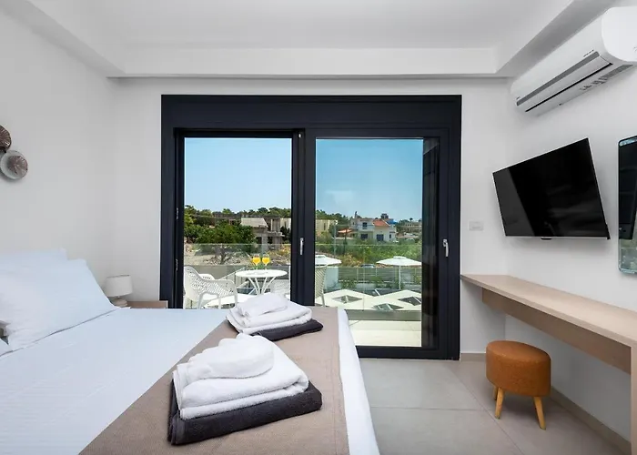 Lindian Palms Villa *