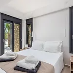 Lindian Palms Villa *